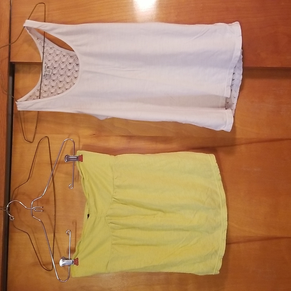 2 American Eagle tops.   Medium